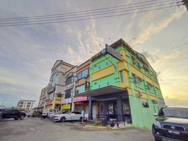 OYO 90478 Marina World - Kuching