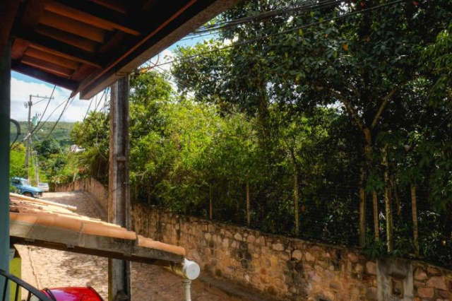 Multiverso Hostel - 倫索伊斯