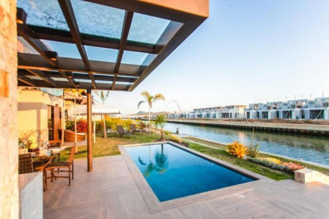 Piscina e area gourmet privativas em Buzios Aretê - Buzios
