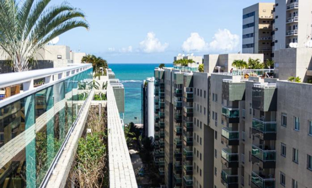 Quarto e Sala Amplo na Beira Mar da Jatiúca JTR - Maceio