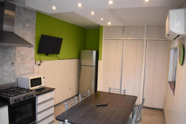 Casa Amplia y Comoda a Metros Terminal de Mendoza - Mendoza