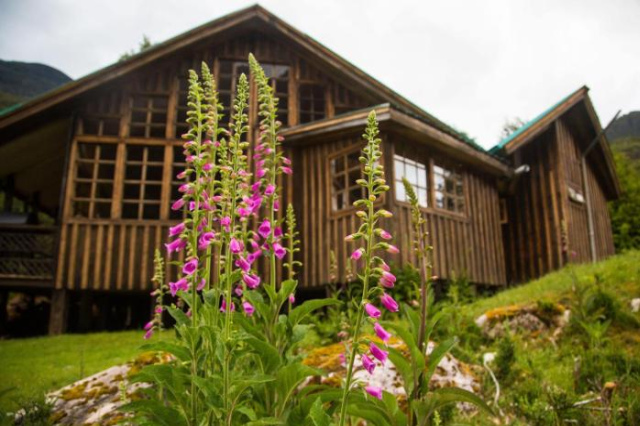 Cabaña Exclusiva en Carretera Austral, Bosques Ríos y Montañas, Hot tub & Breakfast - Aysen