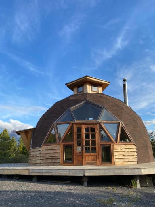 Domo Conguillio Conecta con tu energía sagrada junto al Salto Truful Truful con una vista majestuosa - Araucania