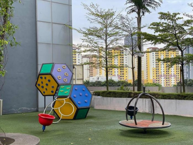 2 to 6 Pax 2B2B w Wifi and Netflix at Bandar Sunway - Subang Jaya