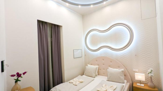 120M2 LUXURY Condo with CINEMA ,Sauna, Hot tub in Downtown Budapest - 布達佩斯