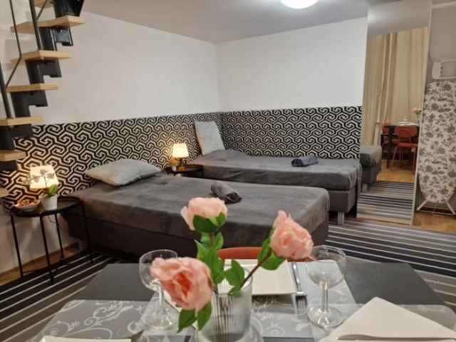 Bercsényi Apartment - Budapest