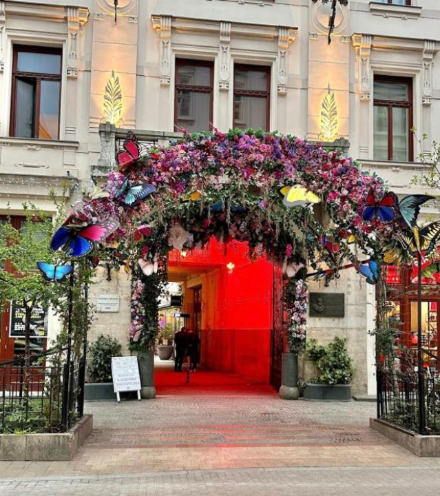 Unique Place in Budapest - Budapest