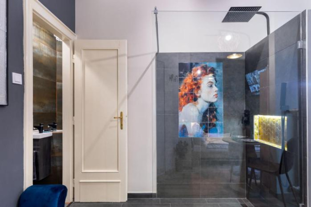 Economy Downtown Design Apartments - Free Parking - Balcony - Super Public Transport - AC - Budapest