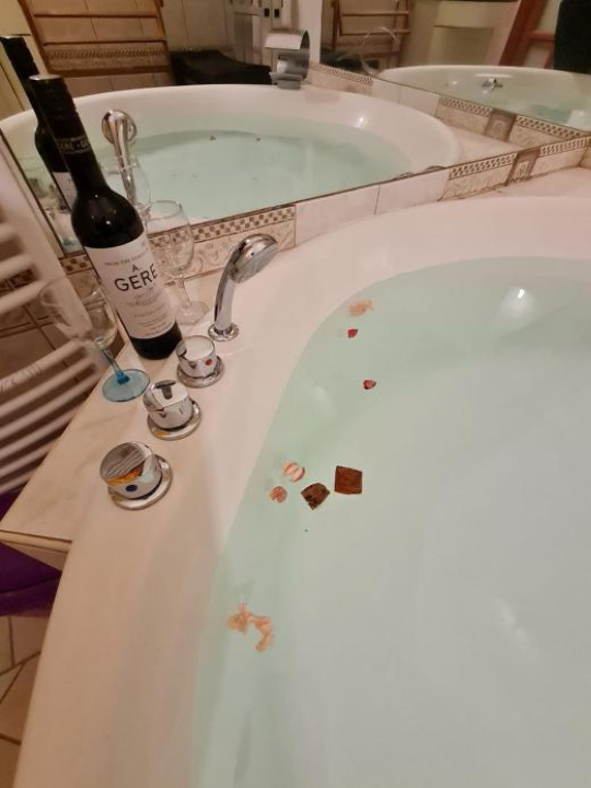 HotTub Heaven - Budapest