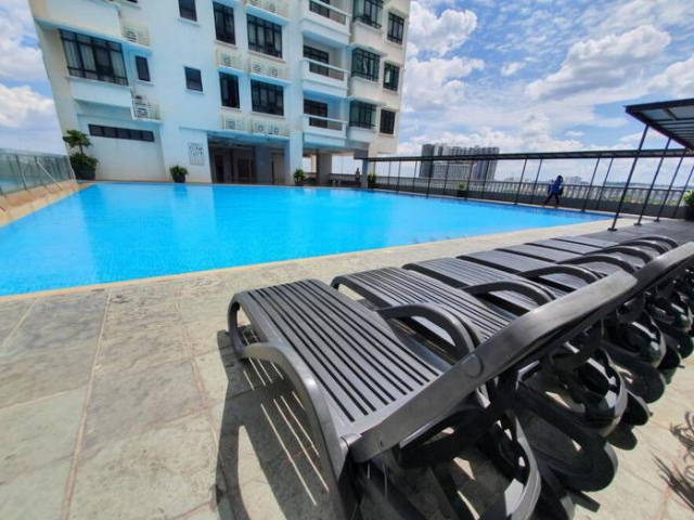 Heritage 10 Homestay Studio 4Pax, Free Wifi Netflix - Seri Kembangan