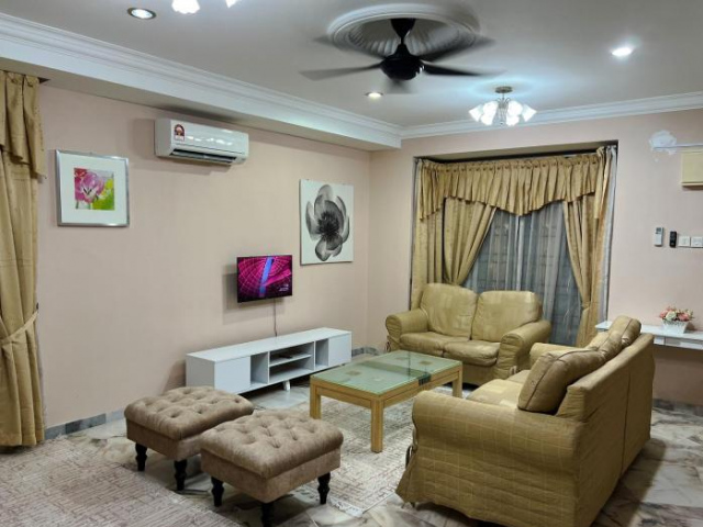 D'Lestari Homestay - Seri Kembangan