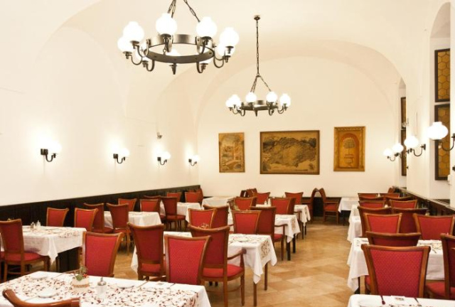 Hotel Klastrom - Gyor