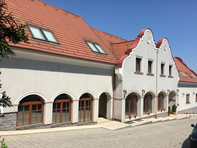 191952-7094858
