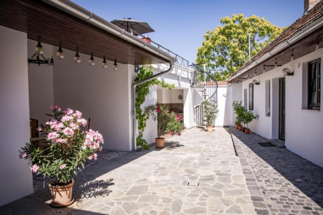 City-Top Panorama House & Apartments - Esztergom