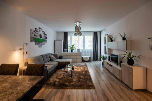 City Apartman Székesfehérvár - 塞克什白堡