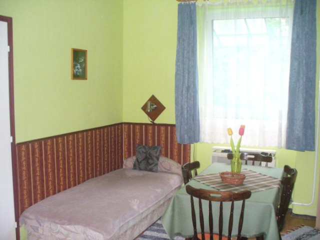Pleiveisz Apartman - Sarvar