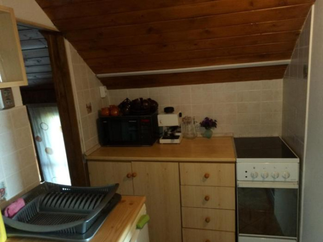 Karos Centrál Apartmanház - 佐洛卡羅斯
