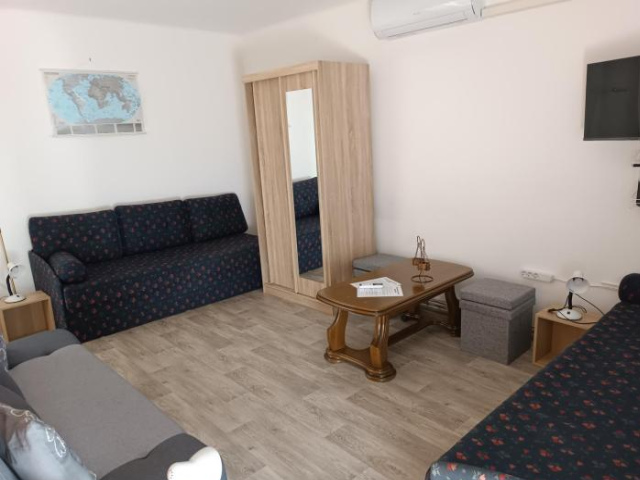 100 Lépés - 100 Steps - Apt with Huge Terrace Next to the Thermal Bath - Harkany