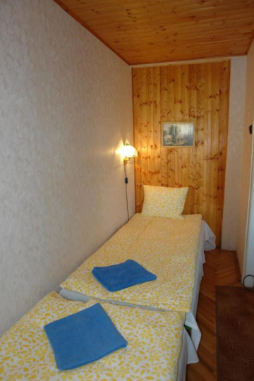 Mecsek üdülő 300 m-re a fürdőtől