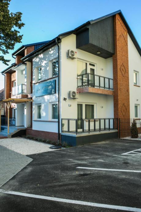 Marusius Apartmanház - Mako