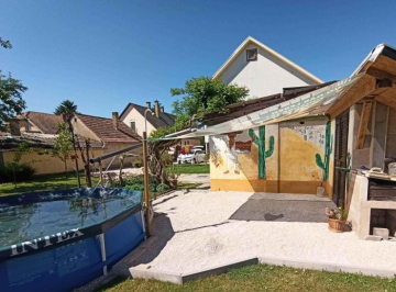 Pelso Holiday Apartments Bambusz