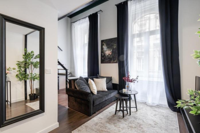 E41- Boutique Apartments, Best Location, by BQA - Pest County