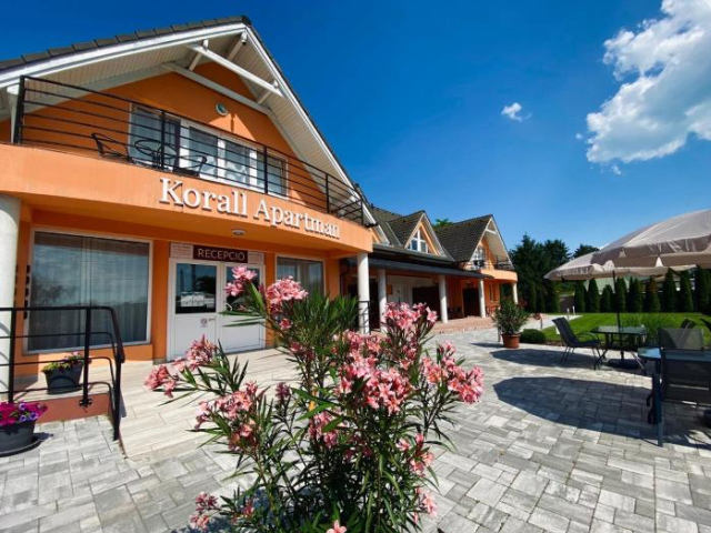 Korall Apartman - Veszprem County