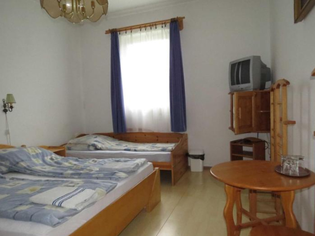 Rez Kaks Fuga Hotel - Veszprem County