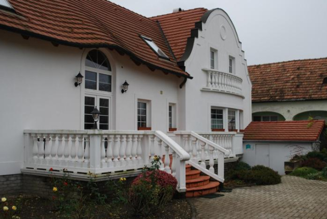 羅扎利亞溫德哈茲旅館 - Lake Neusiedl