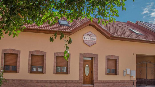 Oros House Apartmanház - Bekes County