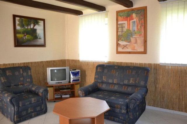 Arany Tisza Apartmanház - Lake Tisza