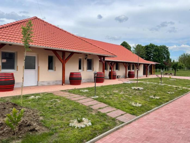 Tisza-i Apartmanok - Lake Tisza