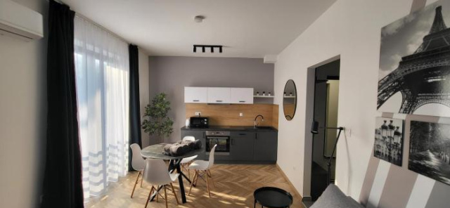 Dotis Apartman Tata - Central Transdanubia
