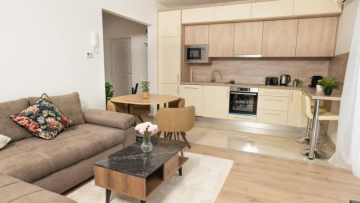 River and Lake I. Apartman