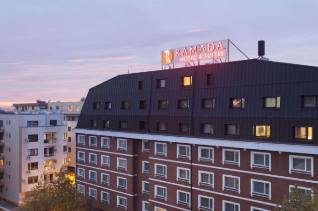 Ramada Hotel & Suites by Wyndham Bucharest North - Bucharest