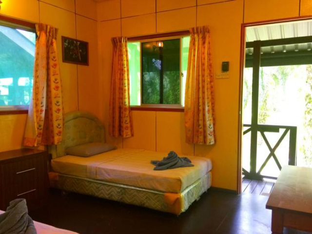 Sukau Backpackers Bed & Breakfast - Sabah