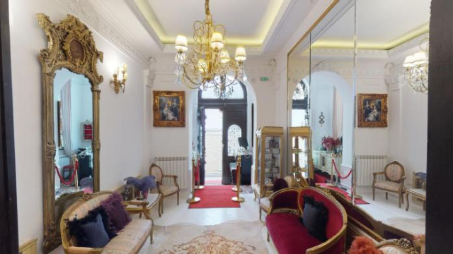 Conacul Coroanei Luxury Boutique Hotel - Bucharest