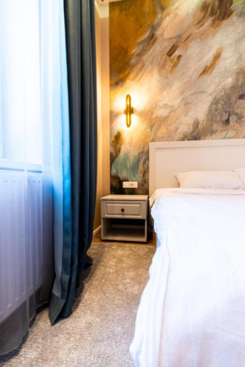 Black Gate - Quiet Studio in the Heart of Old Town with Free Private Secured Parking - Brasov