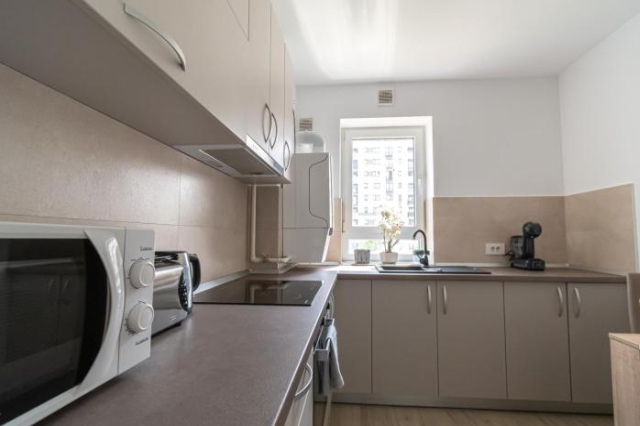 Krone Apartment - New Development near Mall Coresi with free parking - Brasov
