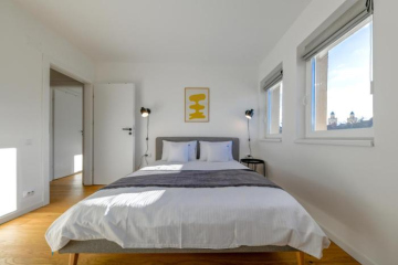 Charming 2 Bedroom Apartment