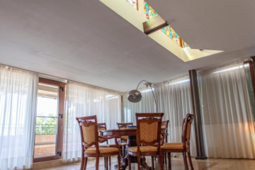 Spacious Apartment in City Centre