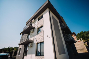 Dream House Apartments