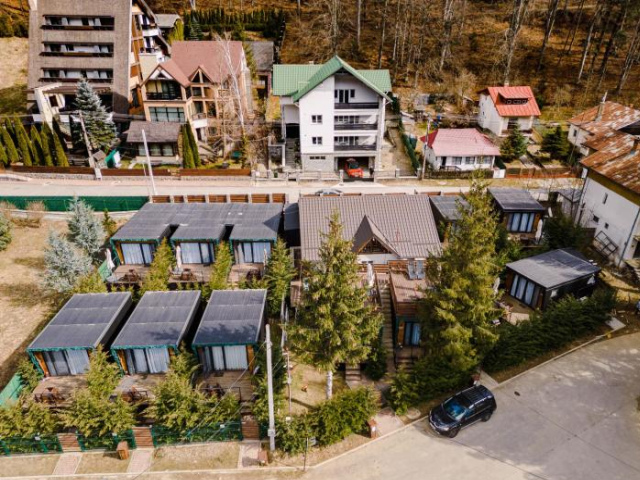 Moon Resort - 布希坦尼