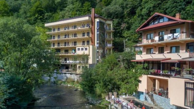 Hotel Holiday Maria - Baile Herculane