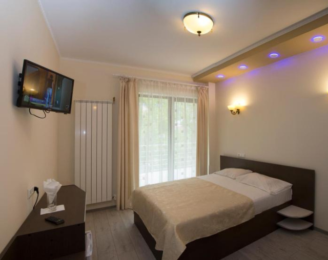Hotel Holiday Maria - Baile Herculane