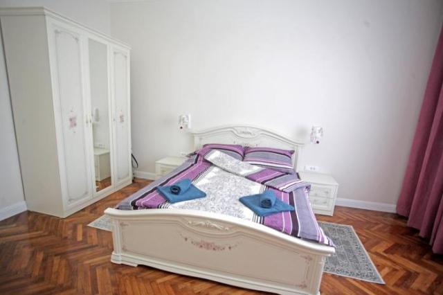 City Center Belgrade Queen Apartment Skadarlija - Belgrade