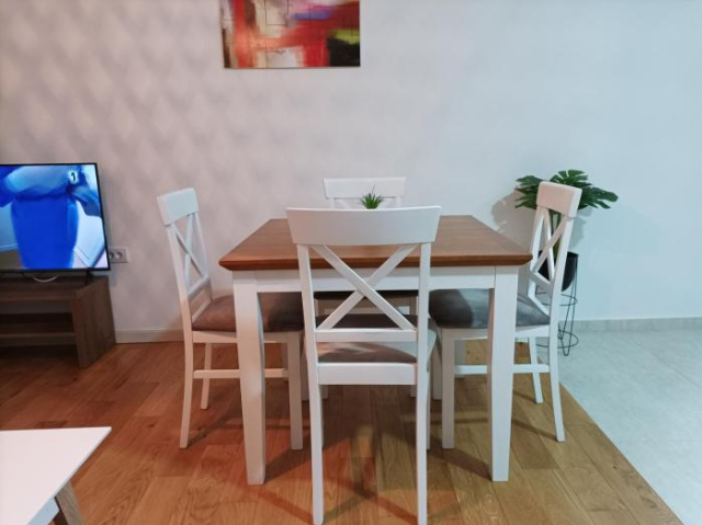 Apartman 8 Extra Vrnjacka Banja - 弗尔尼亚奇卡矿泉镇