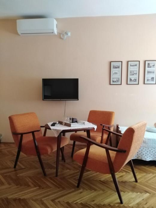 Sobe Gajić Sremski Karlovci - Sremski Karlovci