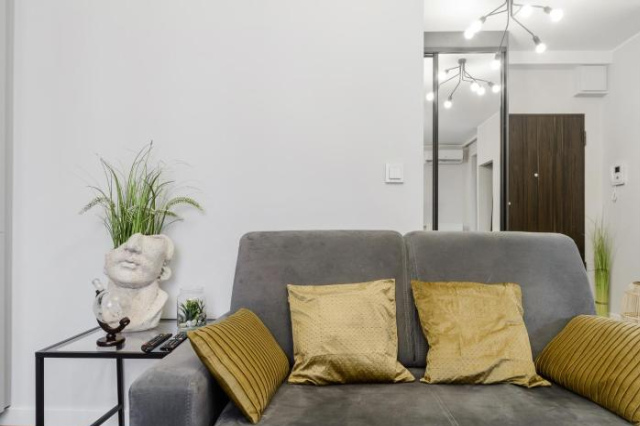 Family apartment on Grzybowska Street - Warsaw