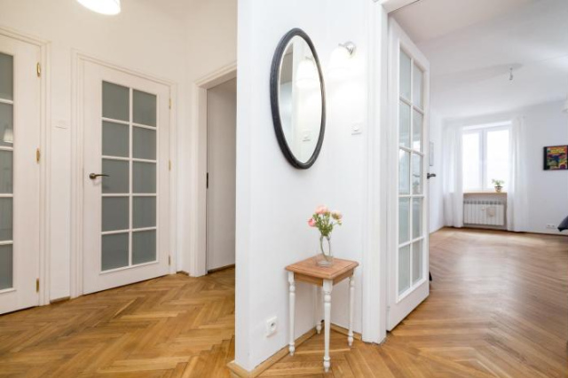 Royal Route Apartment for 10 People - Warsaw
